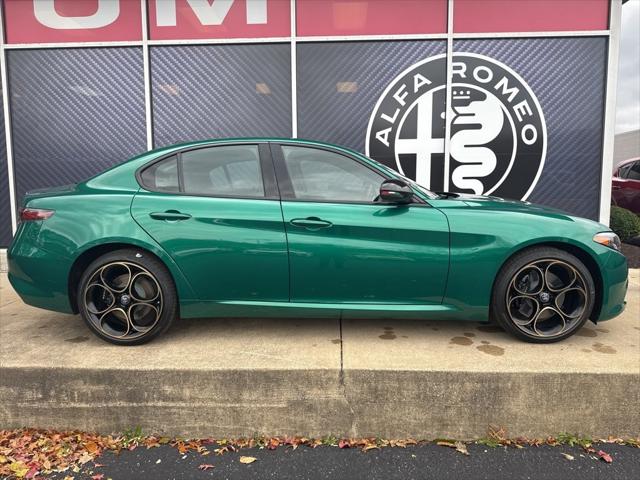 2025 Alfa Romeo Giulia GIULIA INTENSA AWD 2025 Alfa Romeo Giulia GIULIA INTENSA AWD