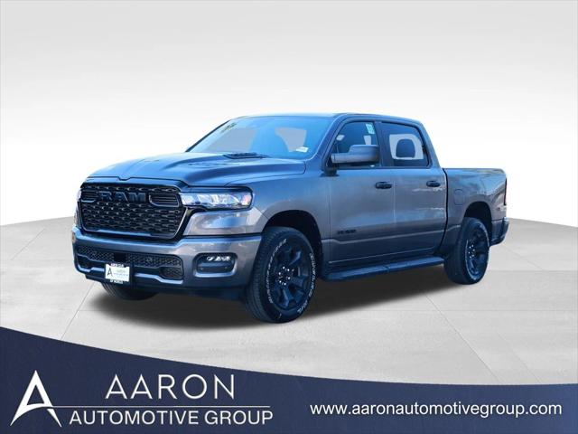 2026 RAM Ram 1500 RAM 1500 EXPRESS CREW CAB 4X4 57 BOX