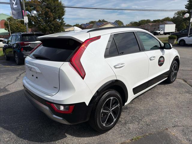 2023 Kia Niro SX