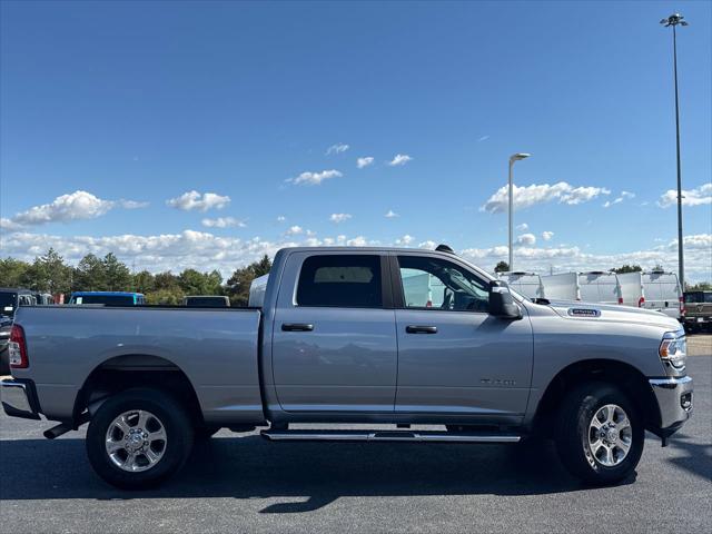 2024 RAM 2500 Big Horn Crew Cab 4x4 64 Box 2024 RAM 2500 Big Horn Crew Cab 4x4 64 Box