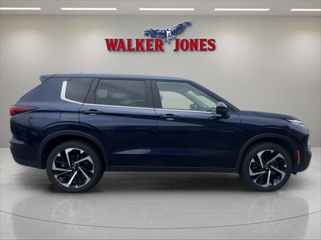 2024 Mitsubishi Outlander SE Black Edition w/Pano Roof S-AWC 2024 Mitsubishi Outlander SE Black Edition w/Pano Roof S-AWC