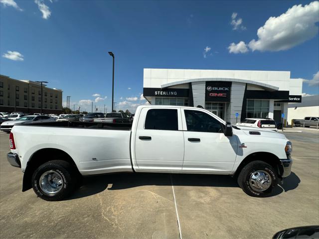 2024 RAM 3500 Tradesman Crew Cab 4x4 8 Box 2024 RAM 3500 Tradesman Crew Cab 4x4 8 Box