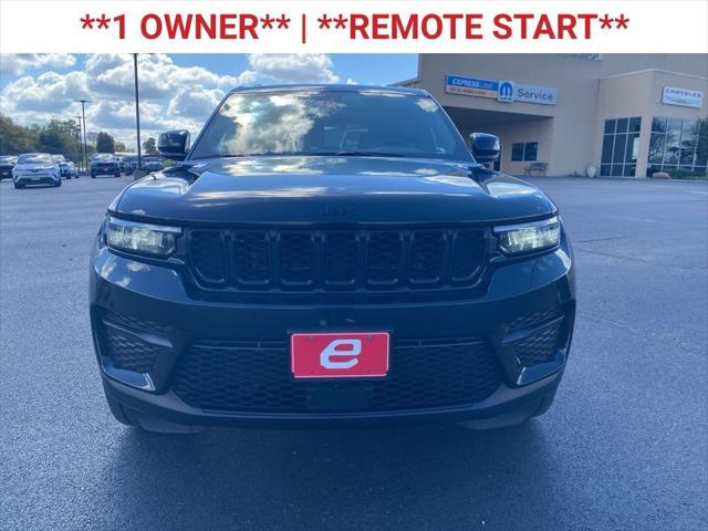 2022 Jeep Grand Cherokee Altitude 4x2 2022 Jeep Grand Cherokee Altitude 4x2
