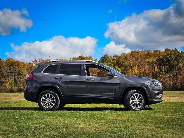 2021 Jeep Cherokee Latitude Lux 4X4 2021 Jeep Cherokee Latitude Lux 4X4