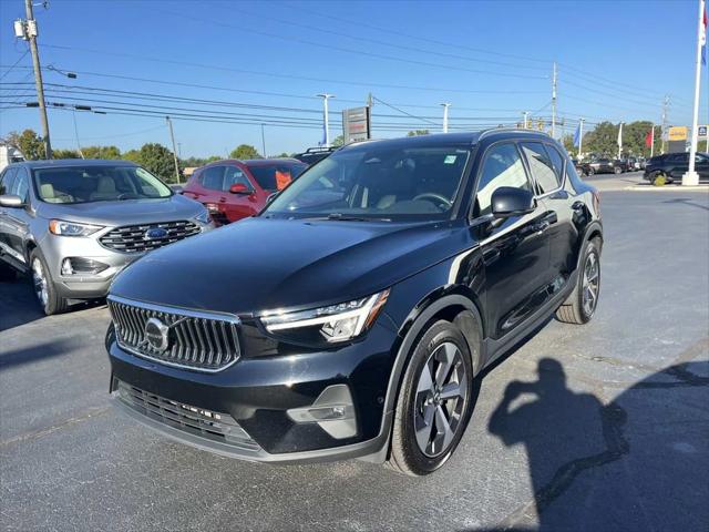 2023 Volvo XC40 B4 Ultimate Bright Theme 2023 Volvo XC40 B4 Ultimate Bright Theme