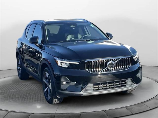 2023 Volvo XC40 B4 Ultimate Bright Theme 2023 Volvo XC40 B4 Ultimate Bright Theme