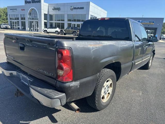 2004 Chevrolet Silverado 1500 LS