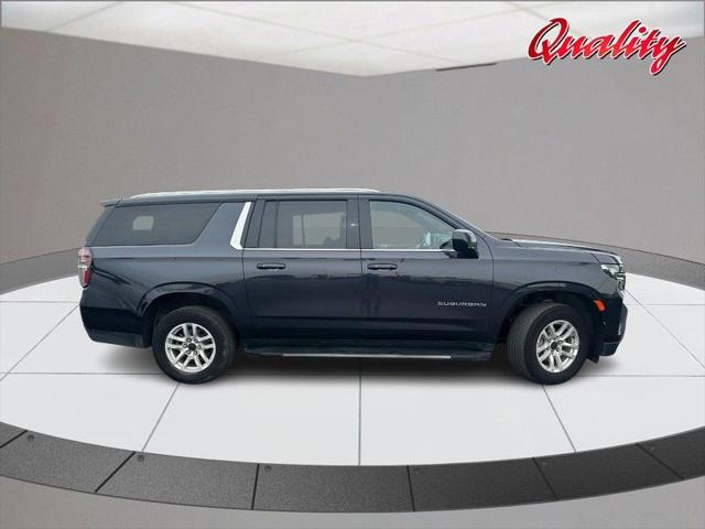 2023 Chevrolet Suburban 4WD LT