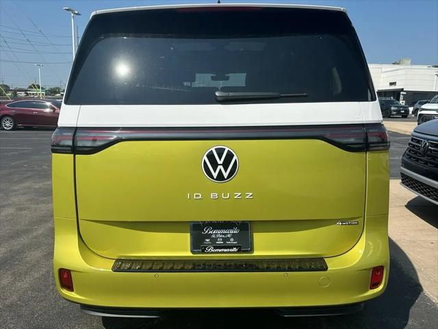 2025 Volkswagen ID. Buzz Pro S Plus with 4MOTION