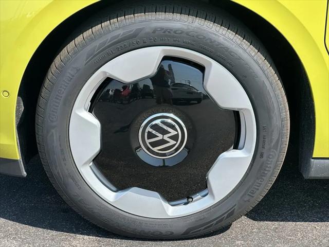 2025 Volkswagen ID. Buzz Pro S Plus with 4MOTION