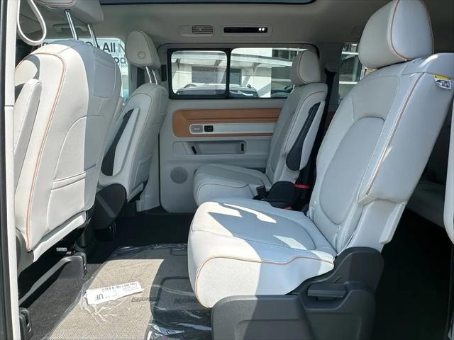 2025 Volkswagen ID. Buzz Pro S Plus with 4MOTION
