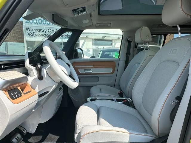 2025 Volkswagen ID. Buzz Pro S Plus with 4MOTION