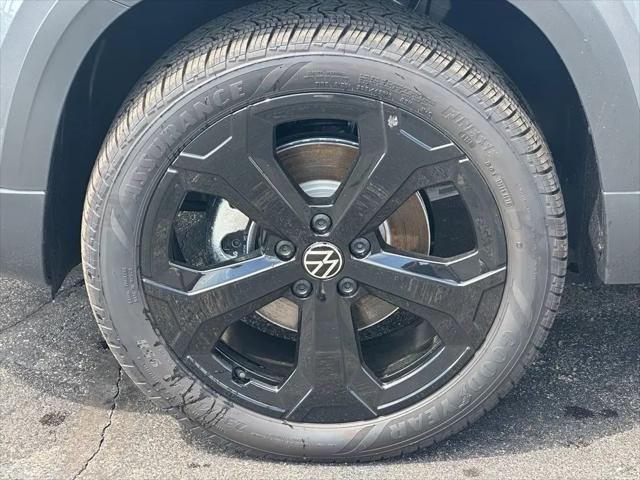 2025 Volkswagen Taos 1.5T SEL