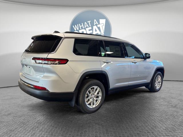 2025 Jeep Grand Cherokee GRAND CHEROKEE L LAREDO X 4X4