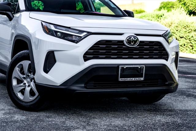 2024 Toyota RAV4 LE 2024 Toyota RAV4 LE