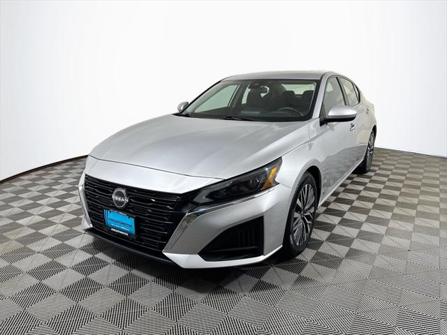 2023 Nissan Altima SV FWD