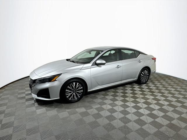 2023 Nissan Altima SV FWD