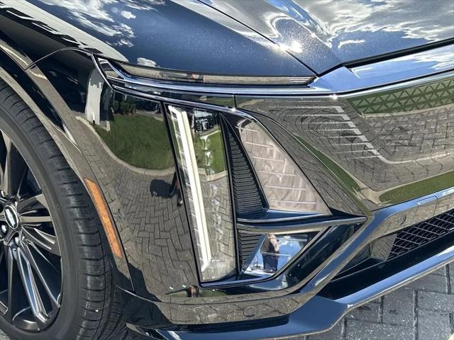 2026 Cadillac iQ V-Series AWD