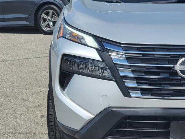 2024 Nissan Rogue SV FWD