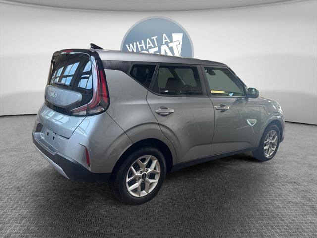 2024 Kia Soul LX