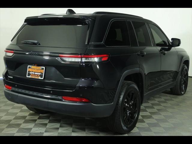 2023 Jeep Grand Cherokee Altitude 4x4 2023 Jeep Grand Cherokee Altitude 4x4