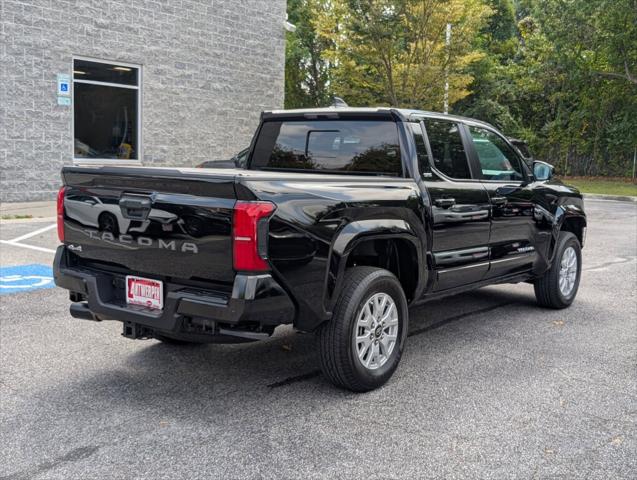 2024 Toyota Tacoma SR5 4WD