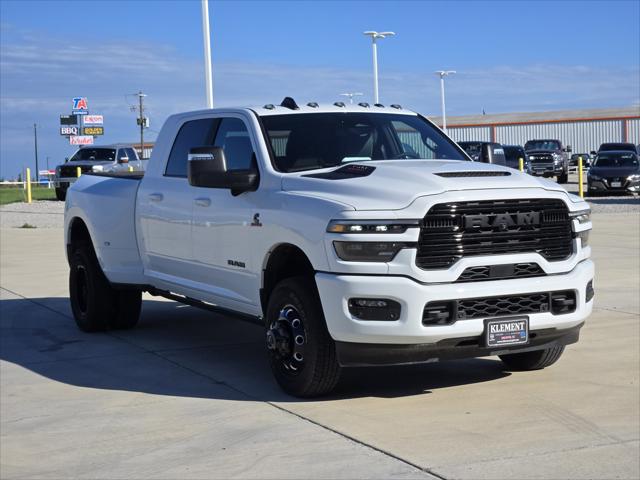 2025 RAM Ram 3500 RAM 3500 LARAMIE MEGA CAB 4X4 64 BOX 2025 RAM Ram 3500 RAM 3500 LARAMIE MEGA CAB 4X4 64 BOX