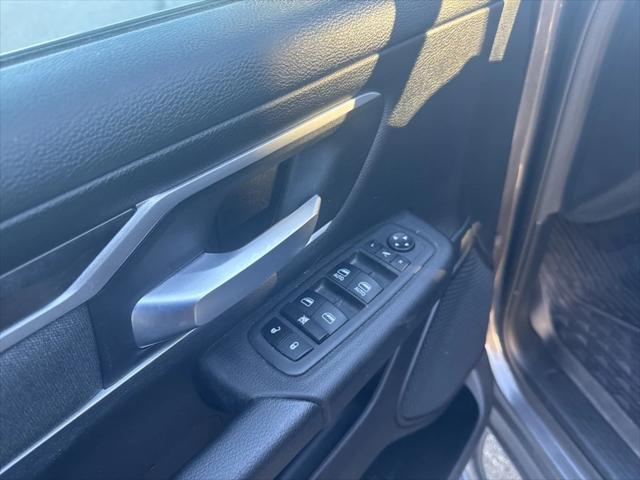 2022 RAM 1500 Big Horn Crew Cab 4x4 57 Box