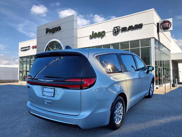 2024 Chrysler Pacifica Touring L 2024 Chrysler Pacifica Touring L