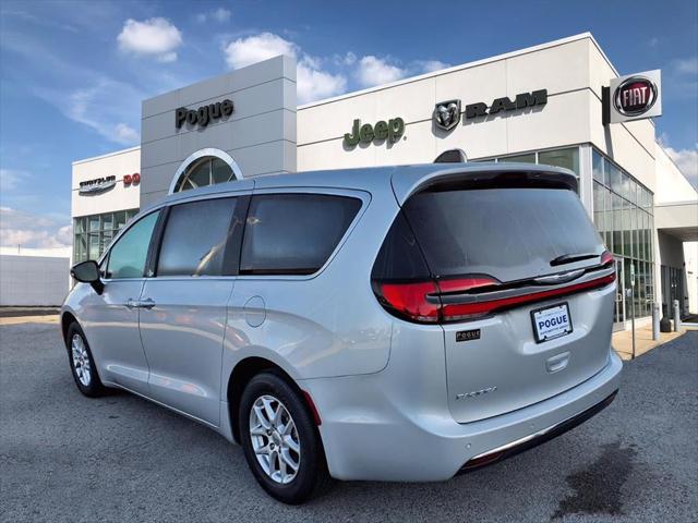 2024 Chrysler Pacifica Touring L 2024 Chrysler Pacifica Touring L