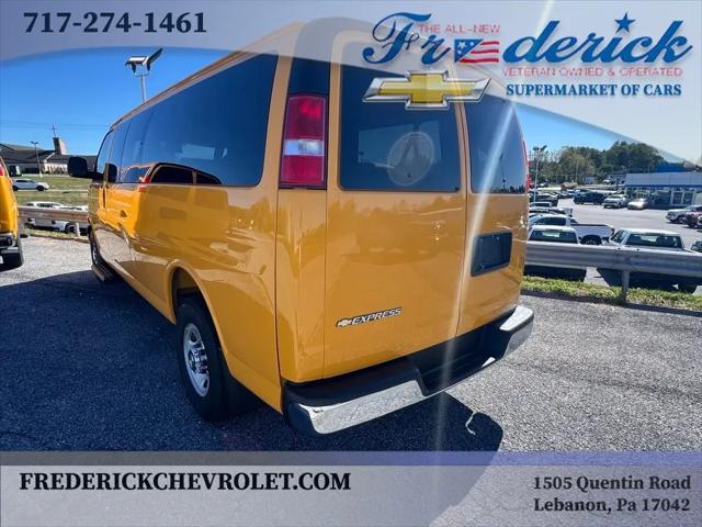 2025 Chevrolet Express Passenger RWD 3500 Extended Wheelbase LT