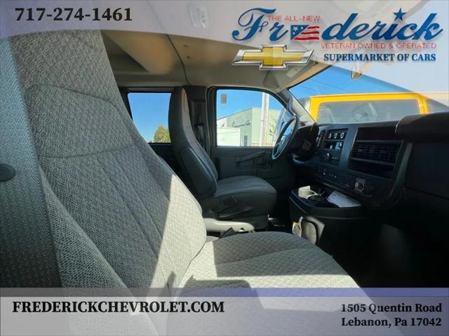 2025 Chevrolet Express Passenger RWD 3500 Extended Wheelbase LT
