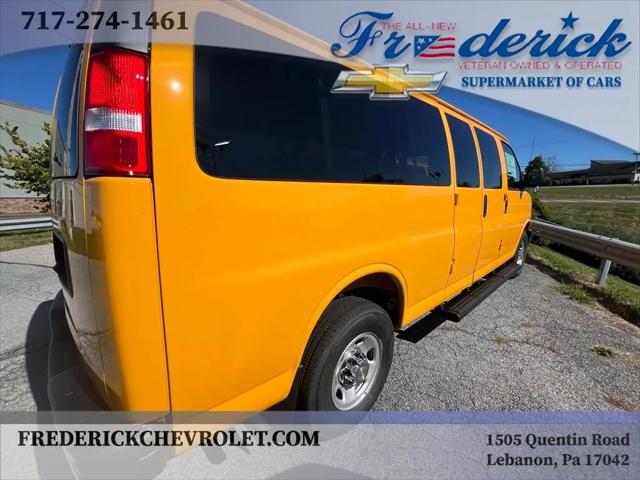 2025 Chevrolet Express Passenger RWD 3500 Extended Wheelbase LT