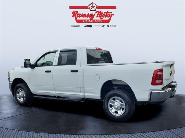 2024 RAM 2500 Tradesman Crew Cab 4x4 64 Box
