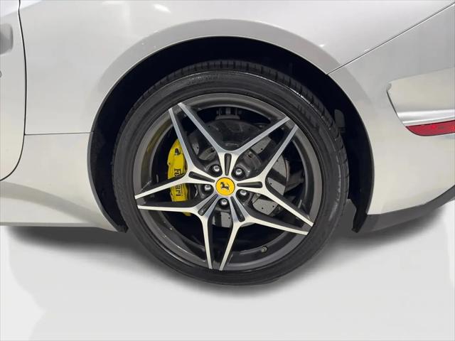 2016 Ferrari California T