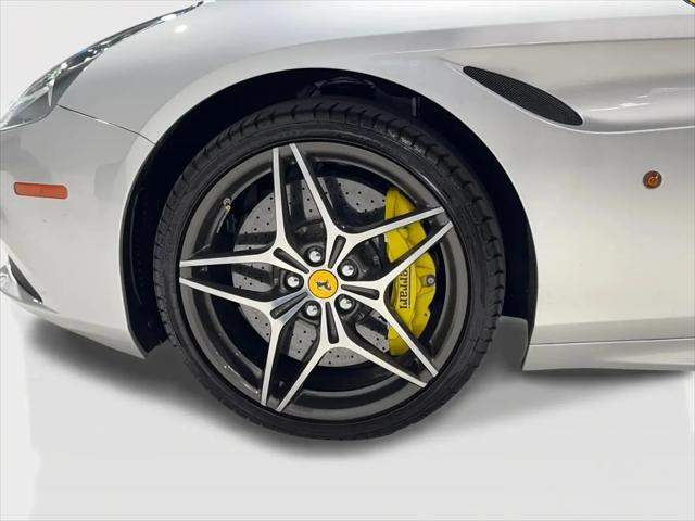 2016 Ferrari California T