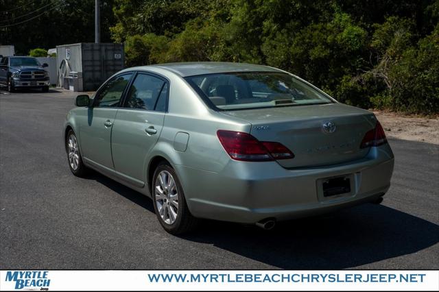 2008 Toyota Avalon XLS