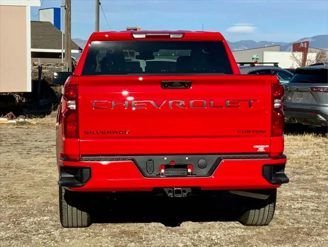 2026 Chevrolet Silverado 1500 4WD Crew Cab Short Bed Custom