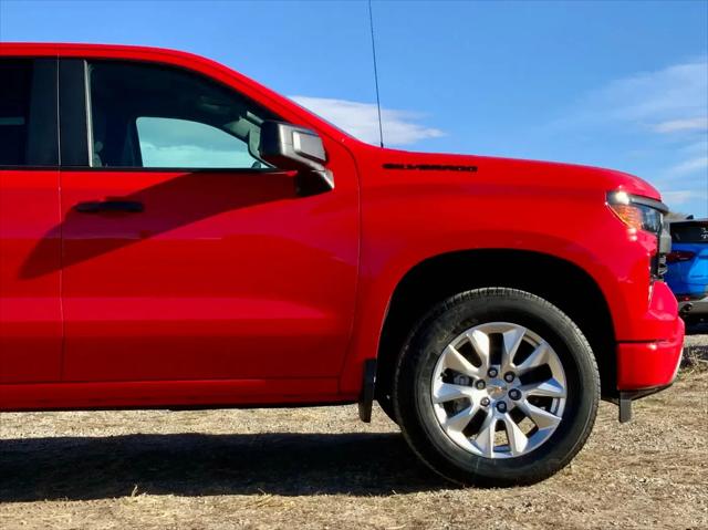 2026 Chevrolet Silverado 1500 4WD Crew Cab Short Bed Custom