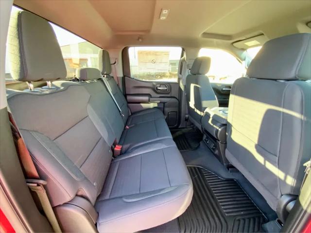 2026 Chevrolet Silverado 1500 4WD Crew Cab Short Bed Custom