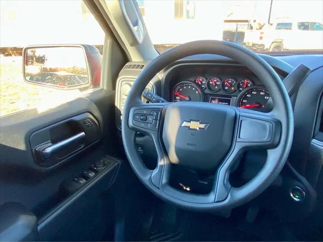2026 Chevrolet Silverado 1500 4WD Crew Cab Short Bed Custom