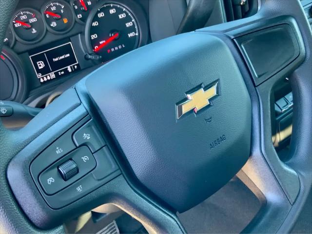 2026 Chevrolet Silverado 1500 4WD Crew Cab Short Bed Custom