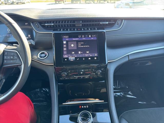 2024 Jeep Grand Cherokee Altitude 4x4 2024 Jeep Grand Cherokee Altitude 4x4