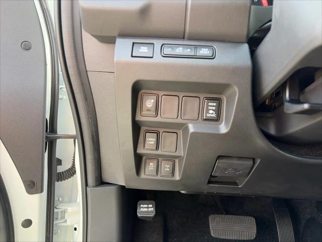 2026 Nissan Frontier Crew Cab Long Bed PRO-4X 4x4