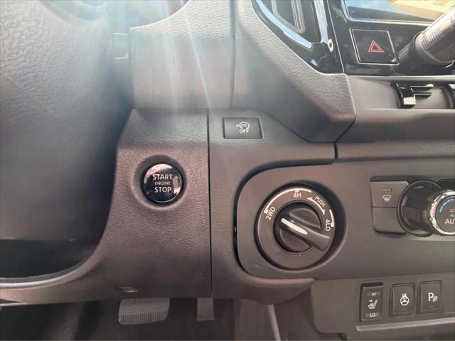 2026 Nissan Frontier Crew Cab Long Bed PRO-4X 4x4