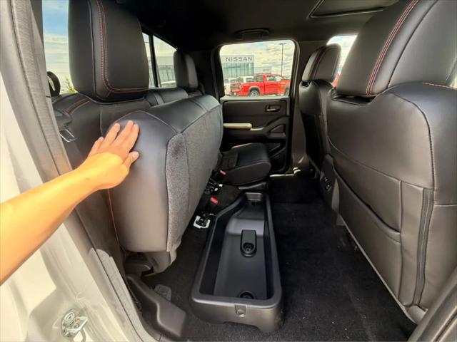 2026 Nissan Frontier Crew Cab Long Bed PRO-4X 4x4