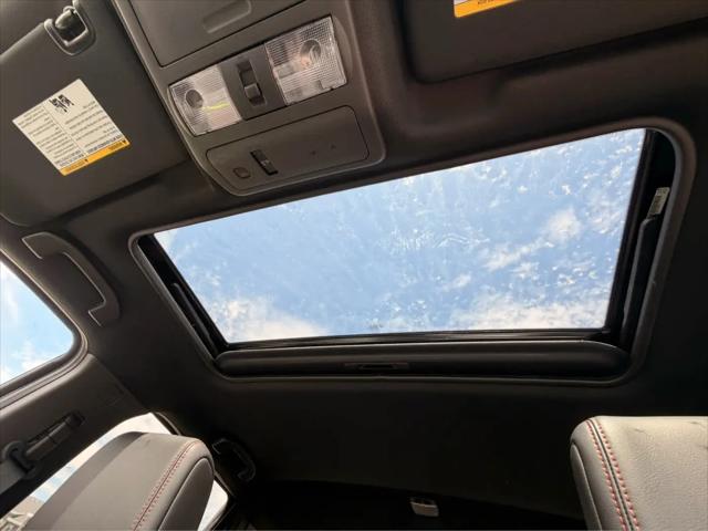 2026 Nissan Frontier Crew Cab Long Bed PRO-4X 4x4