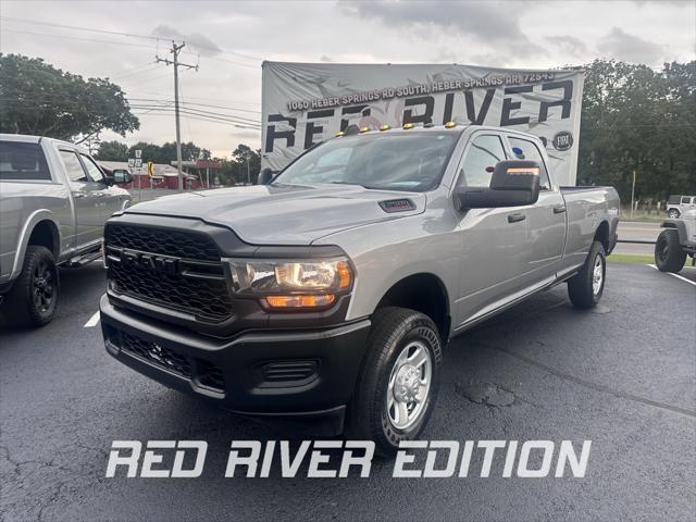 2024 RAM 2500 Tradesman Crew Cab 4x4 8 Box