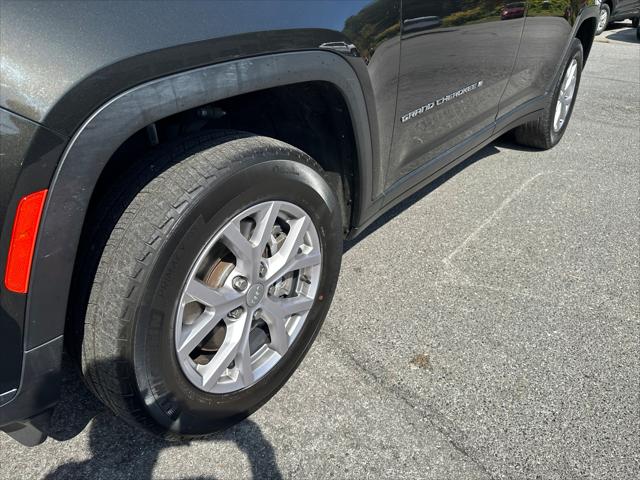 2022 Jeep Grand Cherokee L Limited 4x4 2022 Jeep Grand Cherokee L Limited 4x4