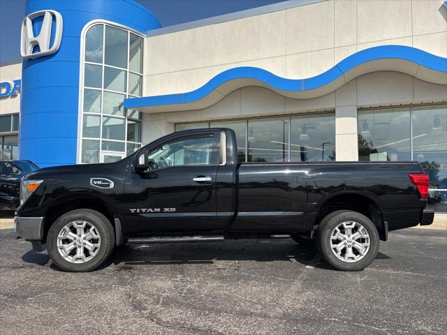 2017 Nissan TITAN XD SV